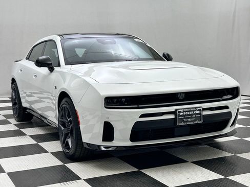 New 2026 Dodge Charger R/T AWD/4WD image 2