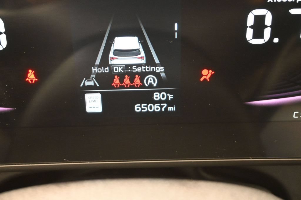 Used 2023 Kia Sportage EX AWD/4WD image 15