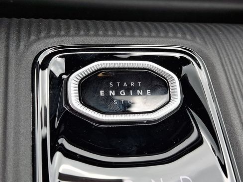 New 2026 Jeep Cherokee Laredo AWD/4WD image 15