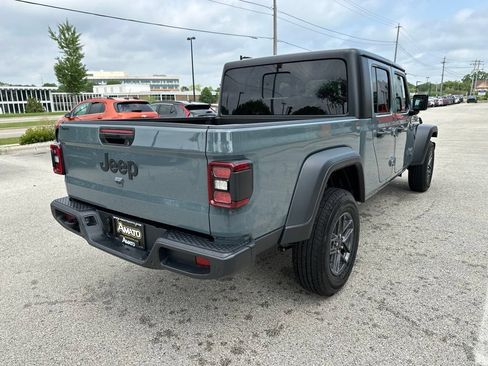 New 2026 Jeep Gladiator Sport AWD/4WD image 7