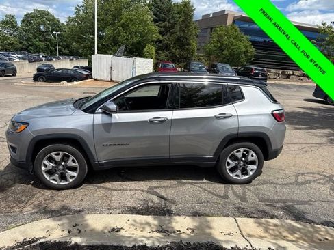 Used 2020 Jeep Compass Limited AWD/4WD image 2