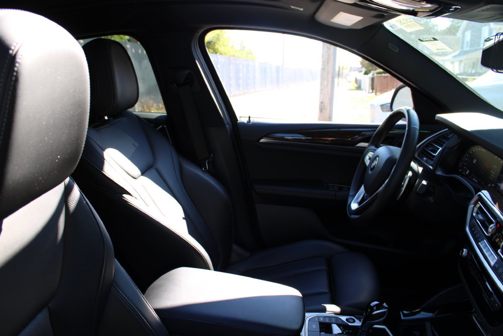 Used 2023 BMW X4 xDrive30i AWD/4WD image 22