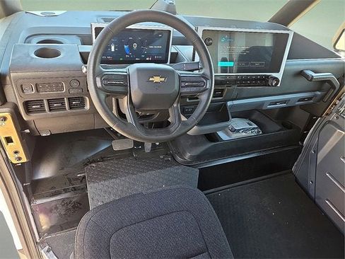 New 2025 Chevrolet Brightdrop 400 image 11