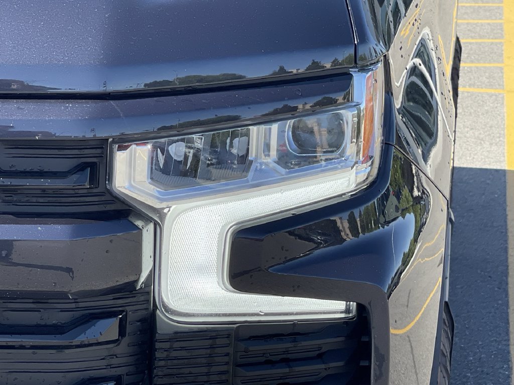 Used 2024 Chevrolet Silverado 1500 RST w/ Convenience Package II AWD/4WD image 16