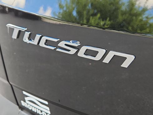 New 2023 Hyundai Tucson Limited image 19