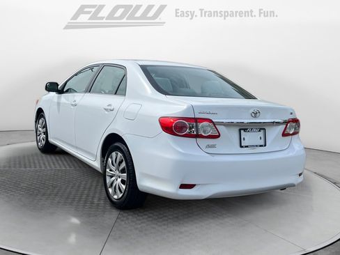 Used 2013 Toyota Corolla LE FWD image 6