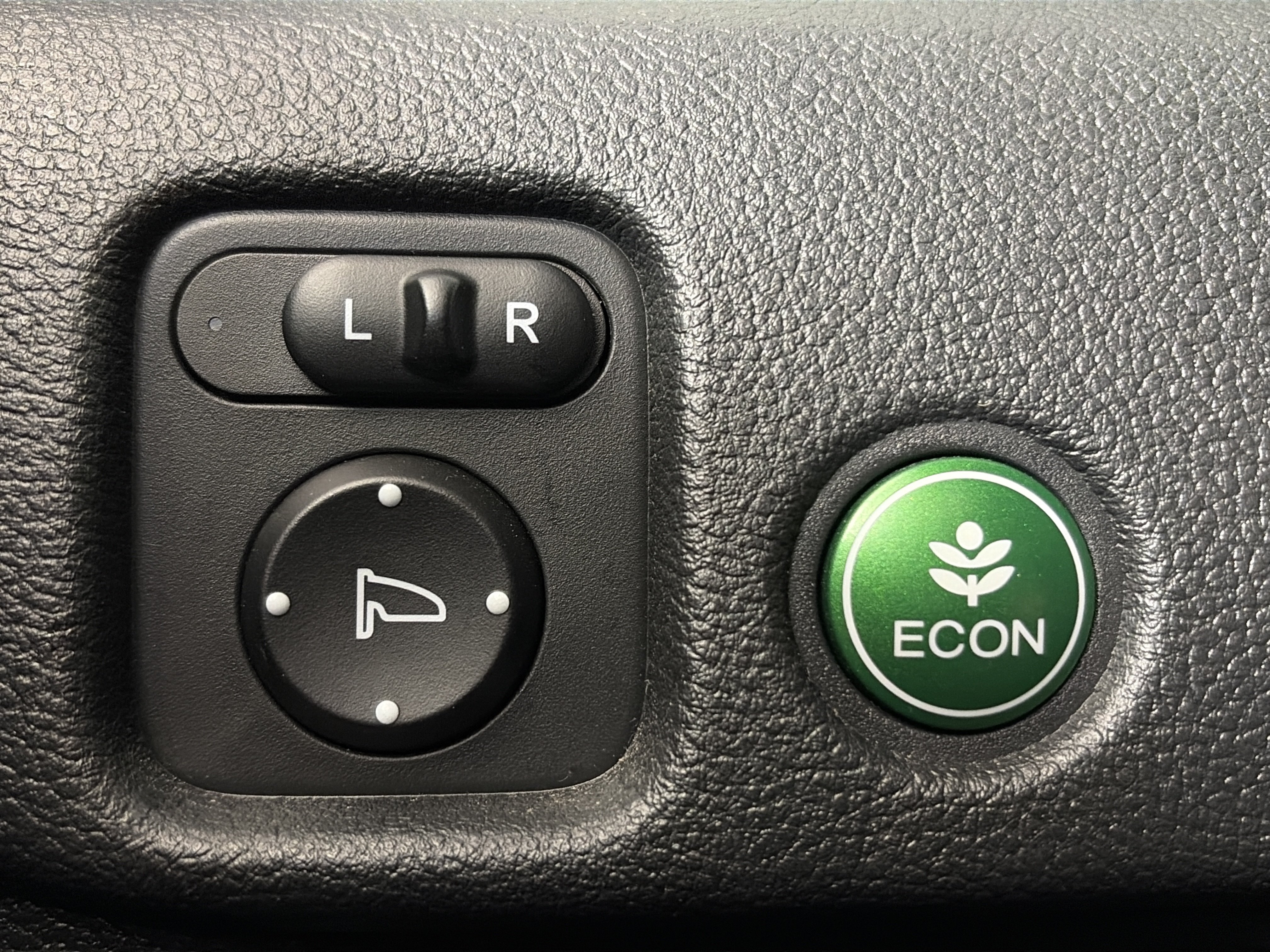 Used 2018 Honda Pilot EX-L image 34