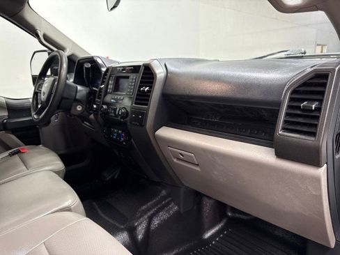 Used 2022 Ford F250 XL w/ Power Equipment Group image 22