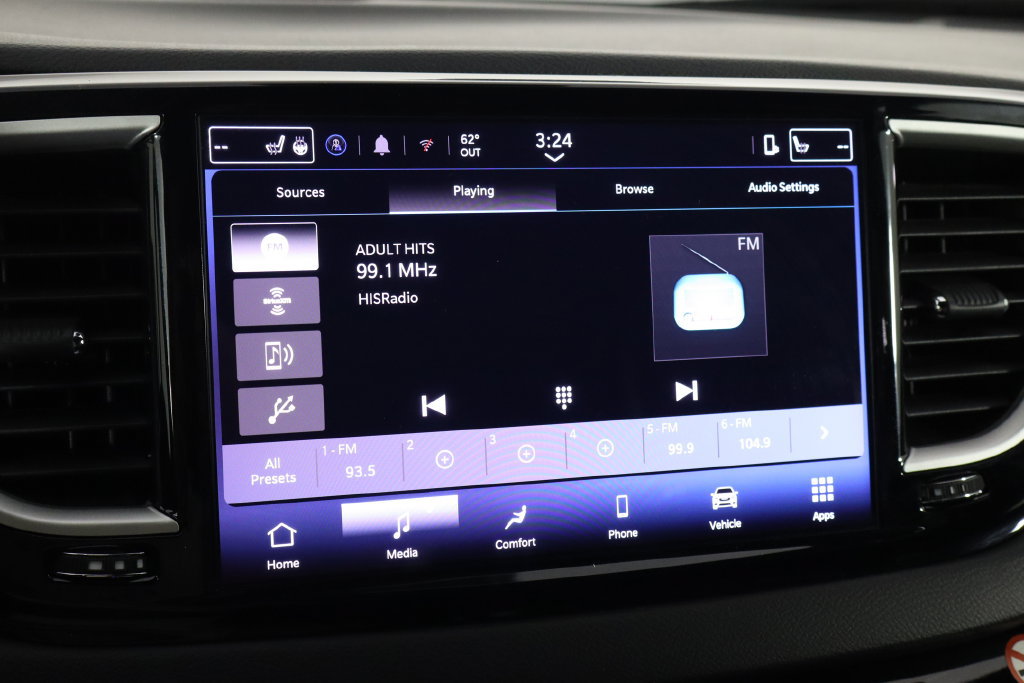 Used 2025 Chrysler Pacifica Select FWD image 29