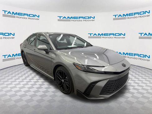 Used 2026 Toyota Camry SE w/ Convenience Package FWD image 7