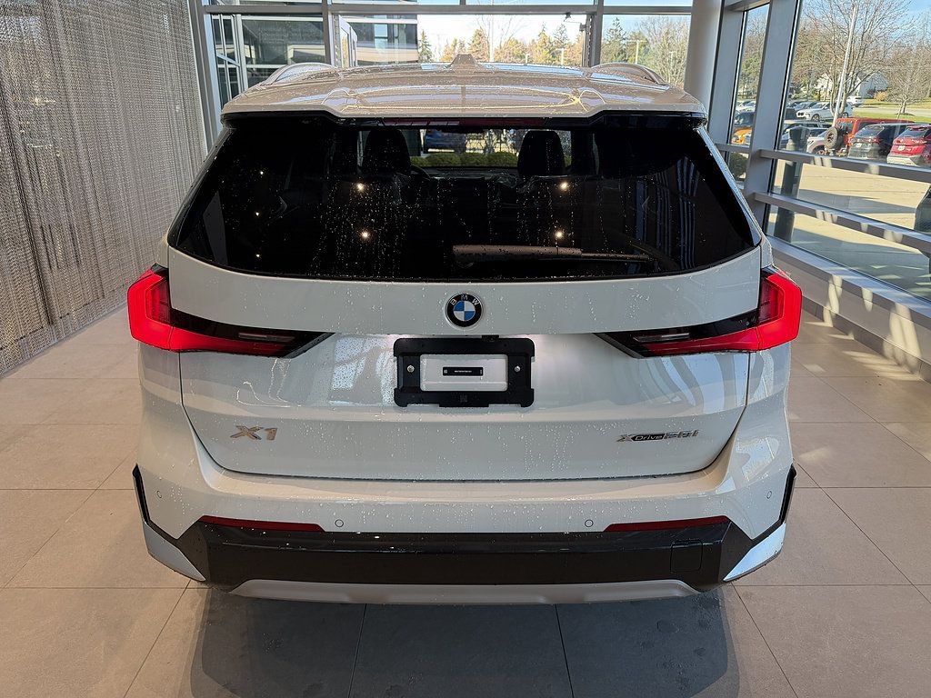 New 2026 BMW X1 xDrive28i w/ Convenience Package AWD/4WD image 5