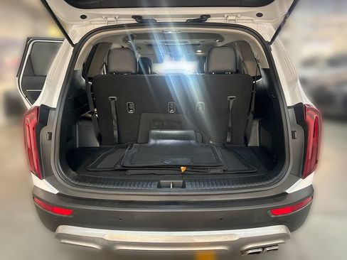 Used 2021 Kia Telluride S FWD image 21
