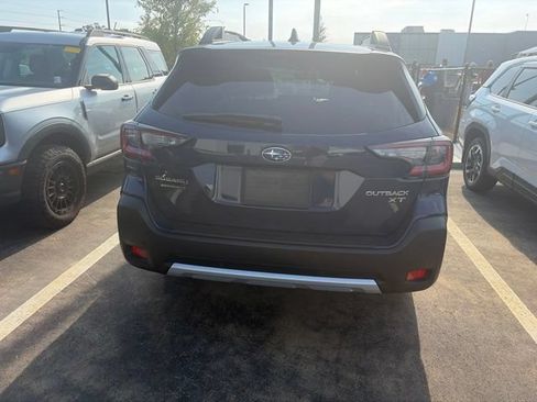 Used 2025 Subaru Outback Limited XT AWD/4WD image 4