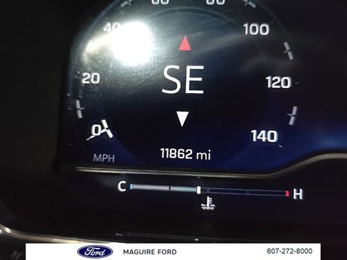 Used 2023 Chevrolet Silverado 1500 LT AWD/4WD image 25