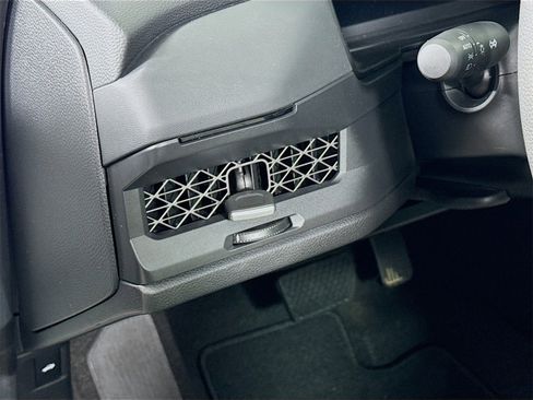 Used 2025 Honda Accord SE image 8