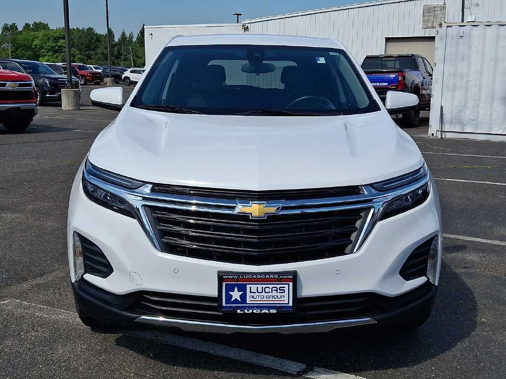 Used 2023 Chevrolet Equinox LT AWD/4WD image 4