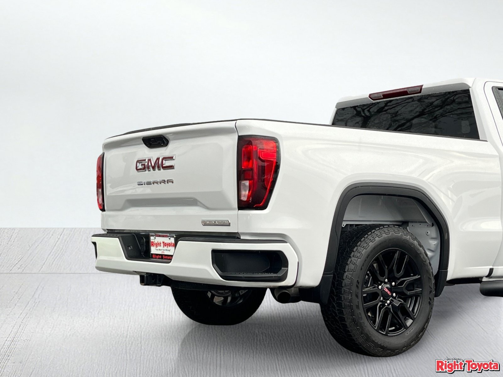 Used 2026 GMC Sierra 1500 Elevation w/ Elevation Select Package RWD image 11
