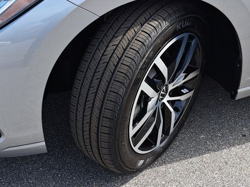 New 2026 Volkswagen Jetta SE image 30