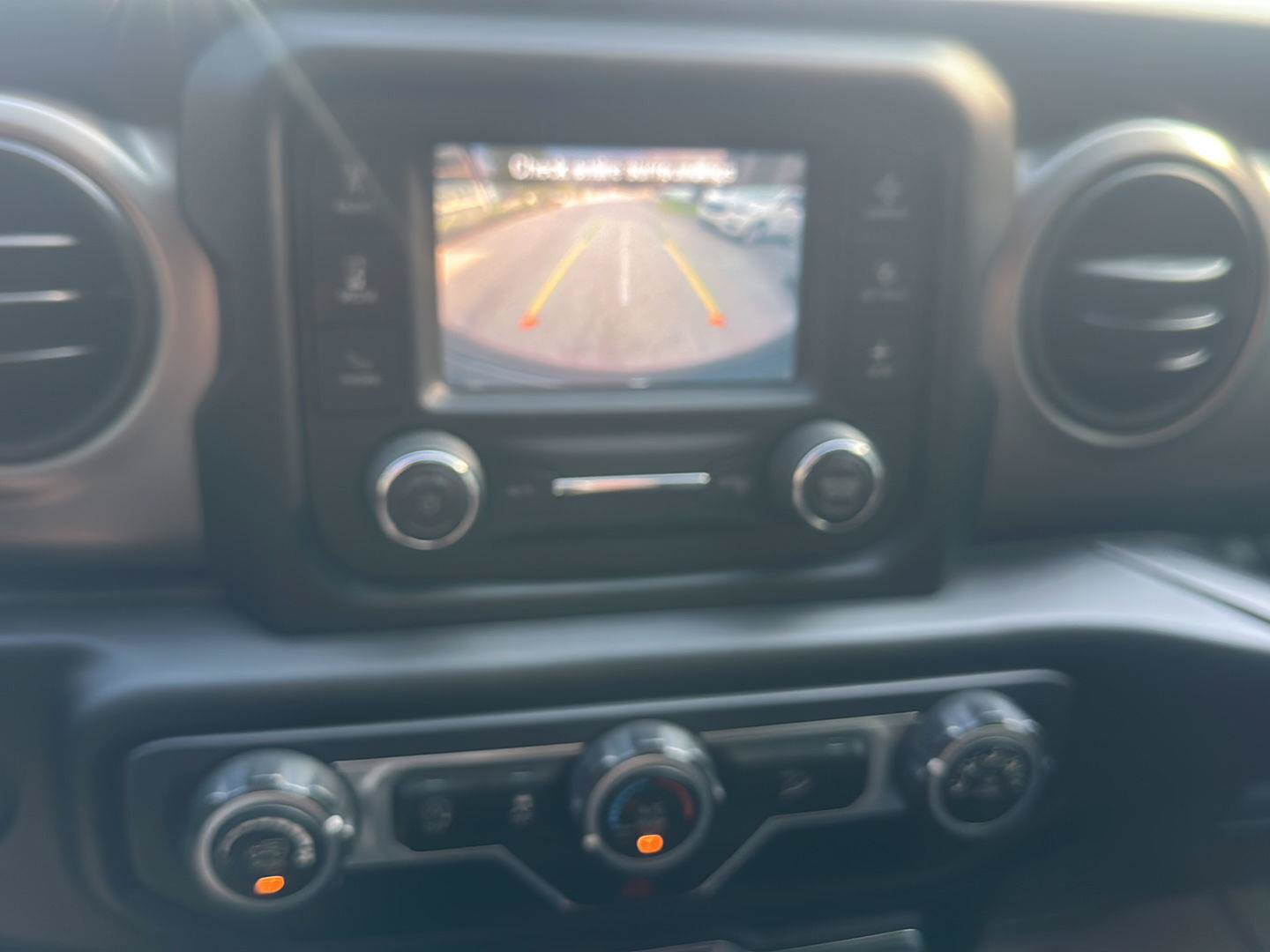 Used 2020 Jeep Wrangler Unlimited Sport AWD/4WD image 25