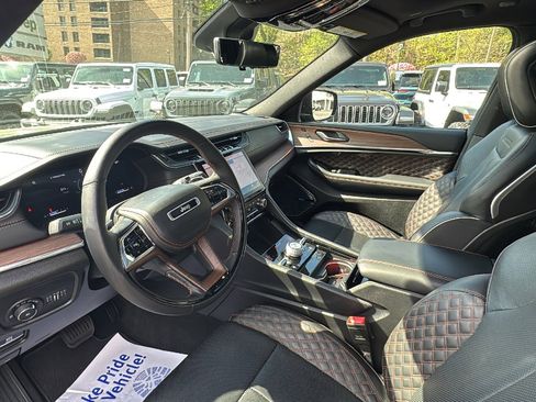 Certified 2024 Jeep Grand Cherokee Summit w/ Adv Protech Group IV AWD/4WD image 15