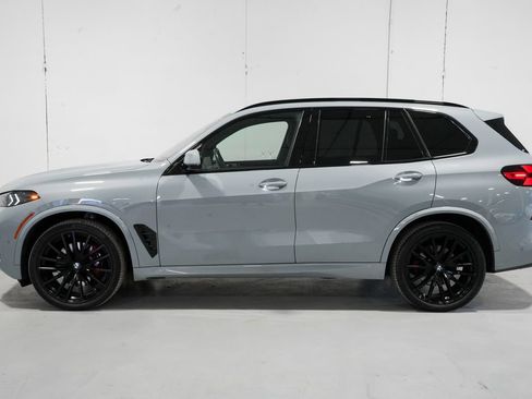 Used 2024 BMW X5 xDrive40i w/ M Sport Package image 2