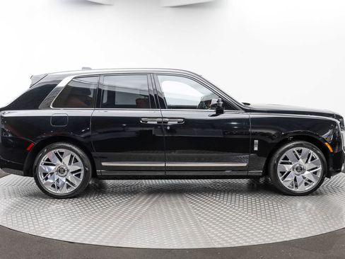 New 2026 Rolls-Royce Cullinan AWD/4WD image 55