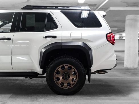 Used 2025 Toyota 4Runner Trailhunter AWD/4WD image 15