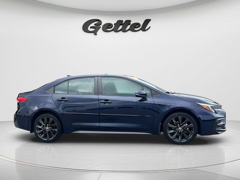 Used 2024 Toyota Corolla SE FWD image 4