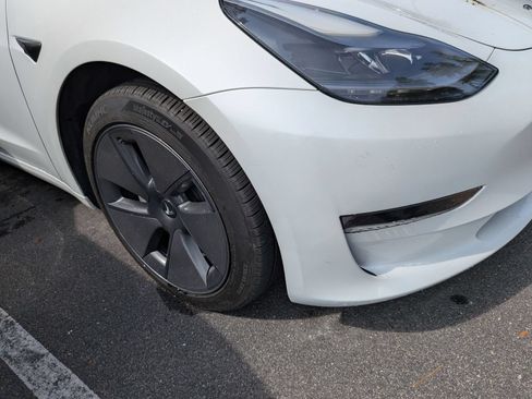 Used 2023 Tesla Model 3 Standard Range RWD image 10