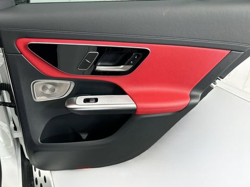 Certified 2025 Mercedes-Benz GLC 300 image 26