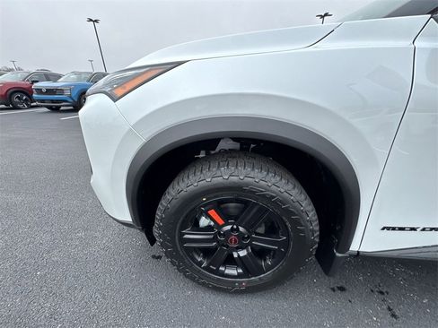 New 2026 Nissan Rogue SV image 10