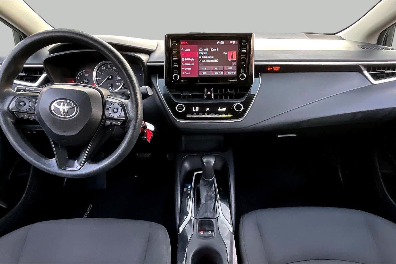 Used 2021 Toyota Corolla LE FWD image 15