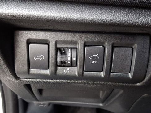 Used 2021 Subaru Outback Premium image 25