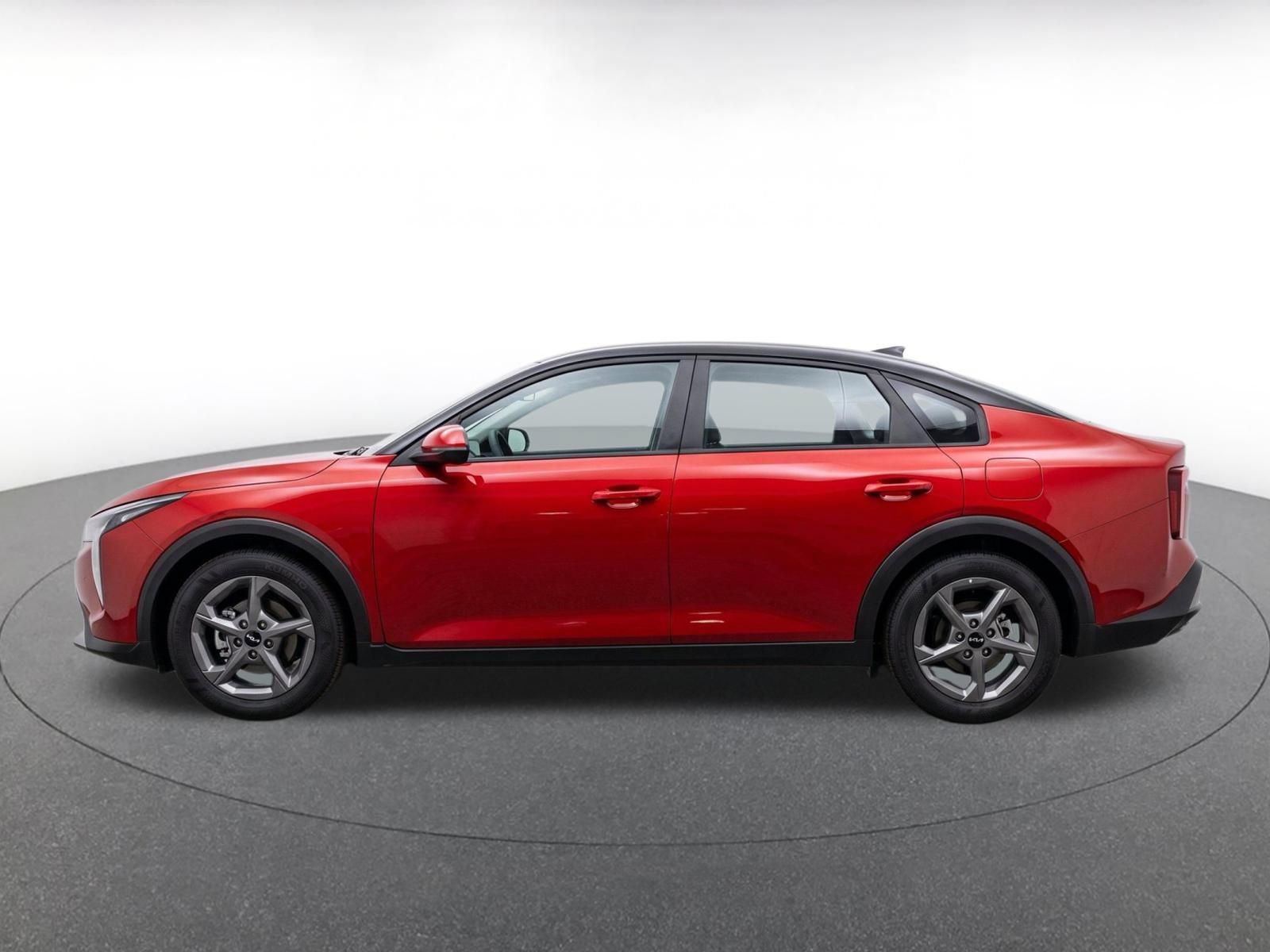Used 2026 Kia K4 FWD image 4