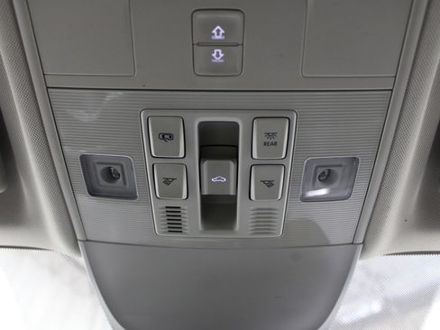 Used 2022 Volkswagen Taos SEL AWD/4WD image 21