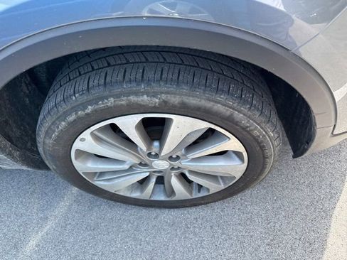 Used 2020 Buick Encore Preferred AWD/4WD image 10