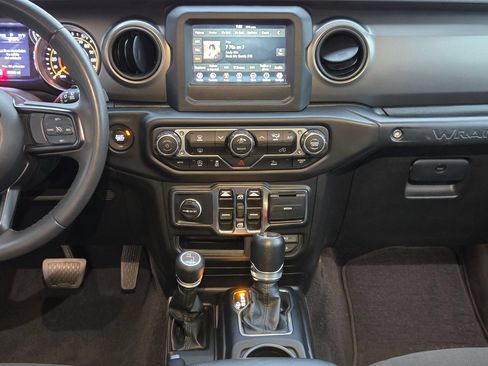 Used 2023 Jeep Wrangler Unlimited Sport AWD/4WD image 16