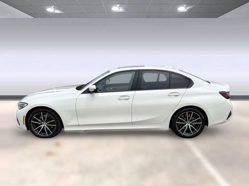 Used 2019 BMW 330i Sedan w/ Premium Package RWD image 2