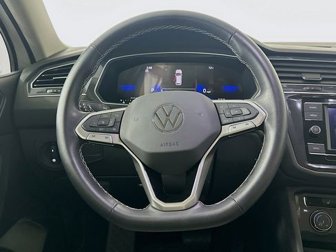 Used 2024 Volkswagen Tiguan S image 17
