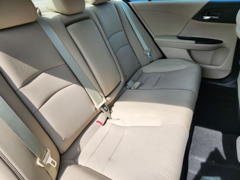 Used 2013 Honda Accord EX-L image 17