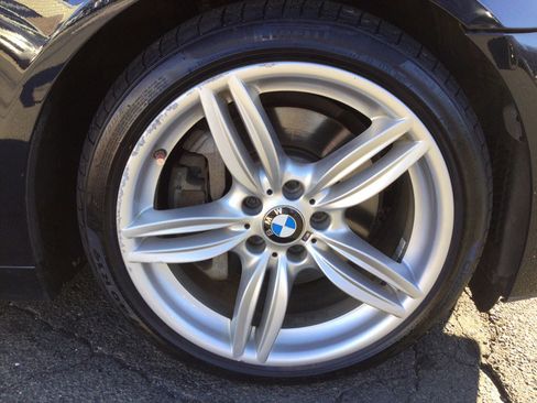 Used 2016 BMW 535i xDrive Sedan image 32