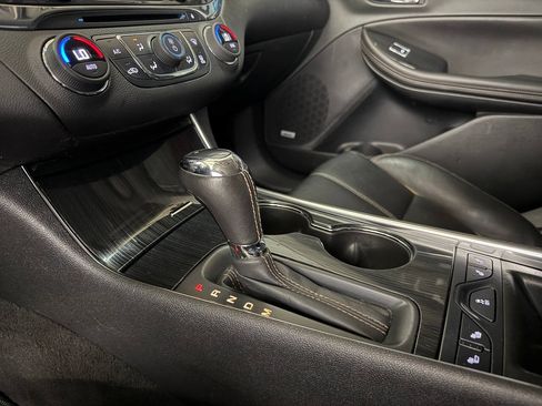 Used 2019 Chevrolet Impala Premier FWD image 45
