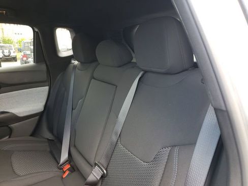 New 2025 Jeep Compass Sport image 13