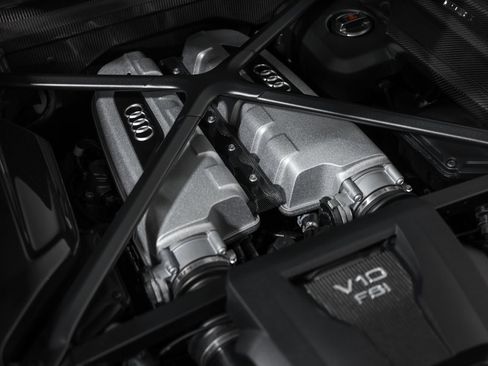 Used 2023 Audi R8 V10 performance image 18