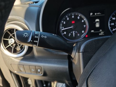 Certified 2023 Hyundai Kona SEL w/ Convenience Package image 26