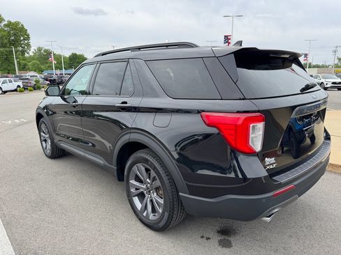 Certified 2023 Ford Explorer XLT w/ Equipment Group 202A AWD/4WD image 6