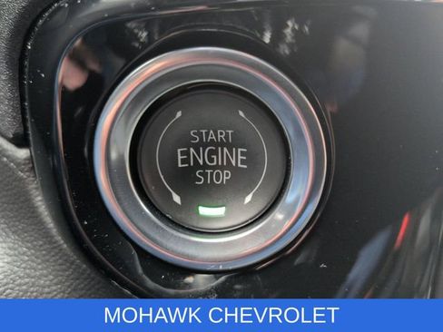 Used 2025 Chevrolet Silverado 1500 ZR2 w/ Technology Package image 18