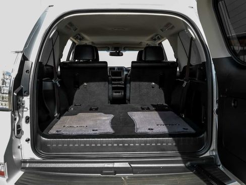 Used 2017 Lexus GX 460 Premium image 55