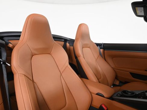 New 2026 Porsche 911 Carrera 4S image 17