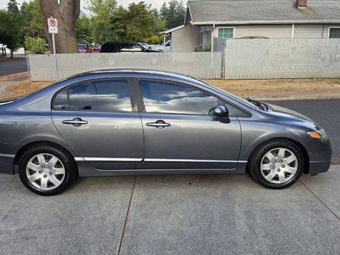 Used 2010 Honda Civic LX image 4